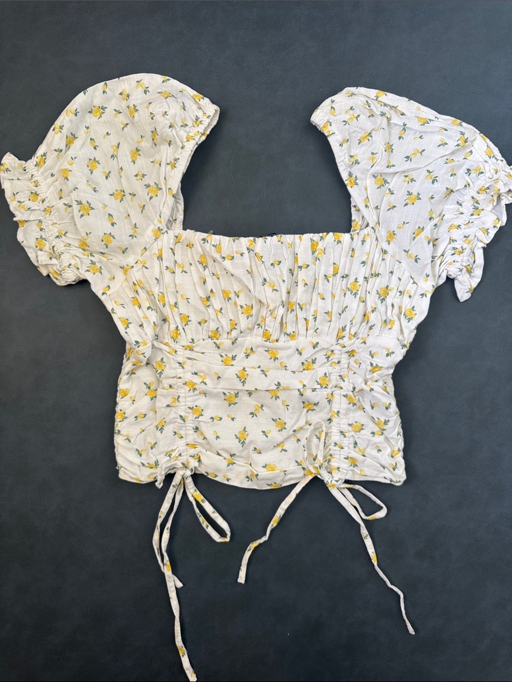 Forever 21 Smocked Puff Sleeve Crop Top in White with Yellow Floral Print Size S